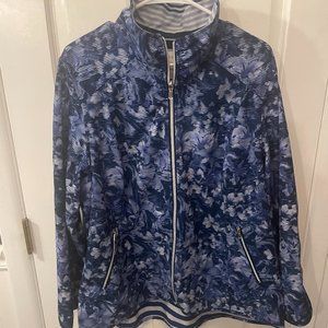 CHICO’S ZENERGY — Blue and white stretchy zip-up jacket -- size 3 (XL)